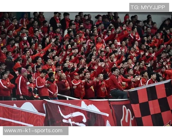 上海上港与悉尼FC激战正酣精彩比分揭晓引发球迷热议