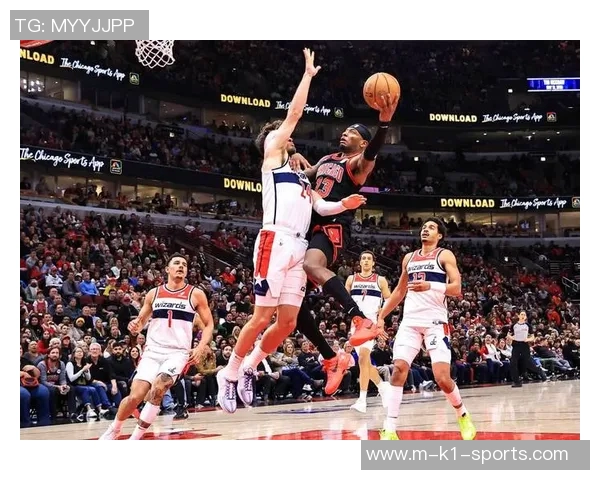 雄鹿与公牛的激烈对决谁能在NBA赛场上笑到最后 雄鹿与公牛的激烈对决谁能在NBA赛场上笑到最后